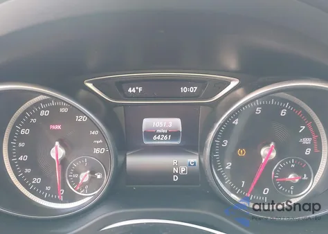 2017 Mercedes-Benz Cla 250 4Matic z USA, uszkodzony, nr VIN WDDSJ4GB4HN436858